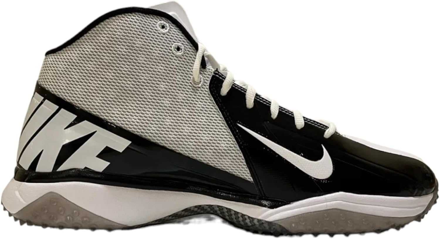 Футбольные бутсы Nike Men's Alpha Menace Pro 2 D - черный/белый, размер 7M US, белый/черный — фото 2