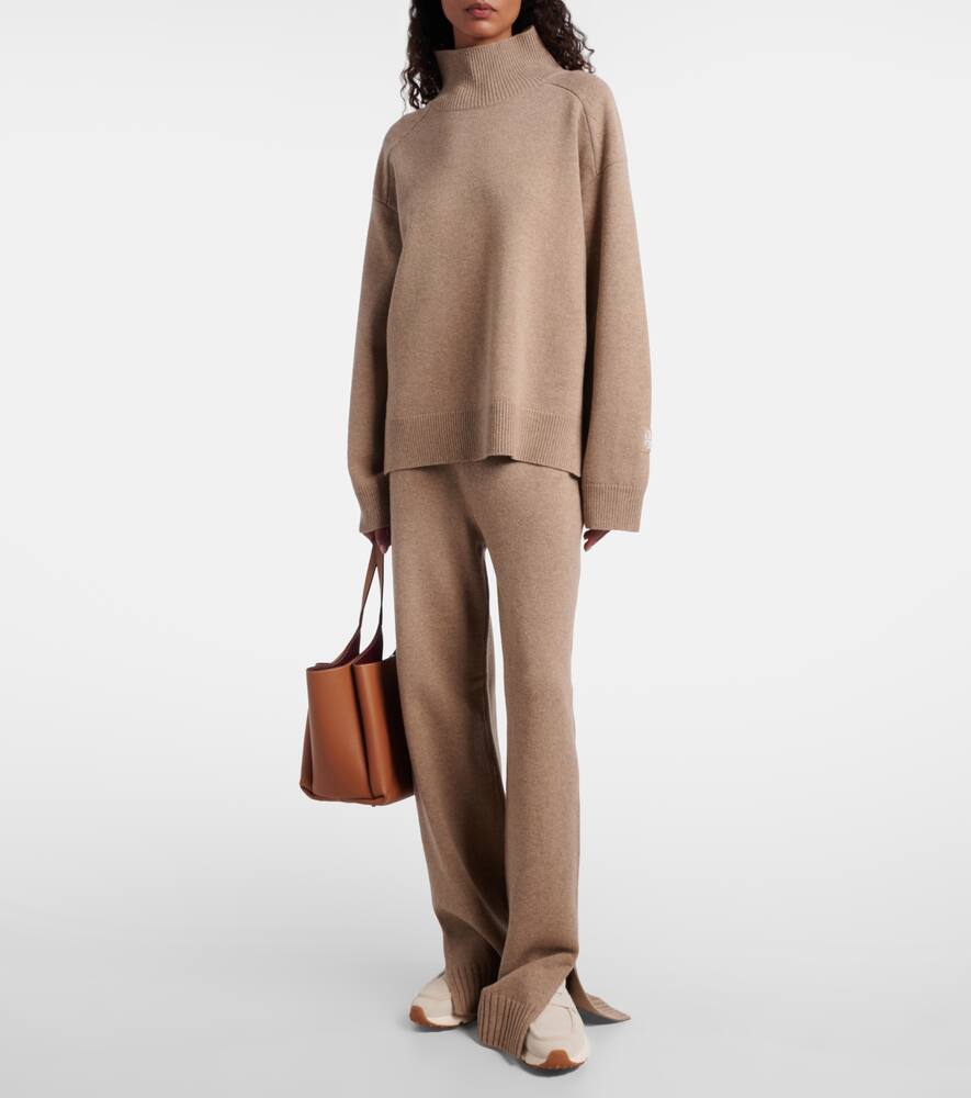Спортивные лоферы из замши run Tod's, Bianco Latte+Avorio — фото 3