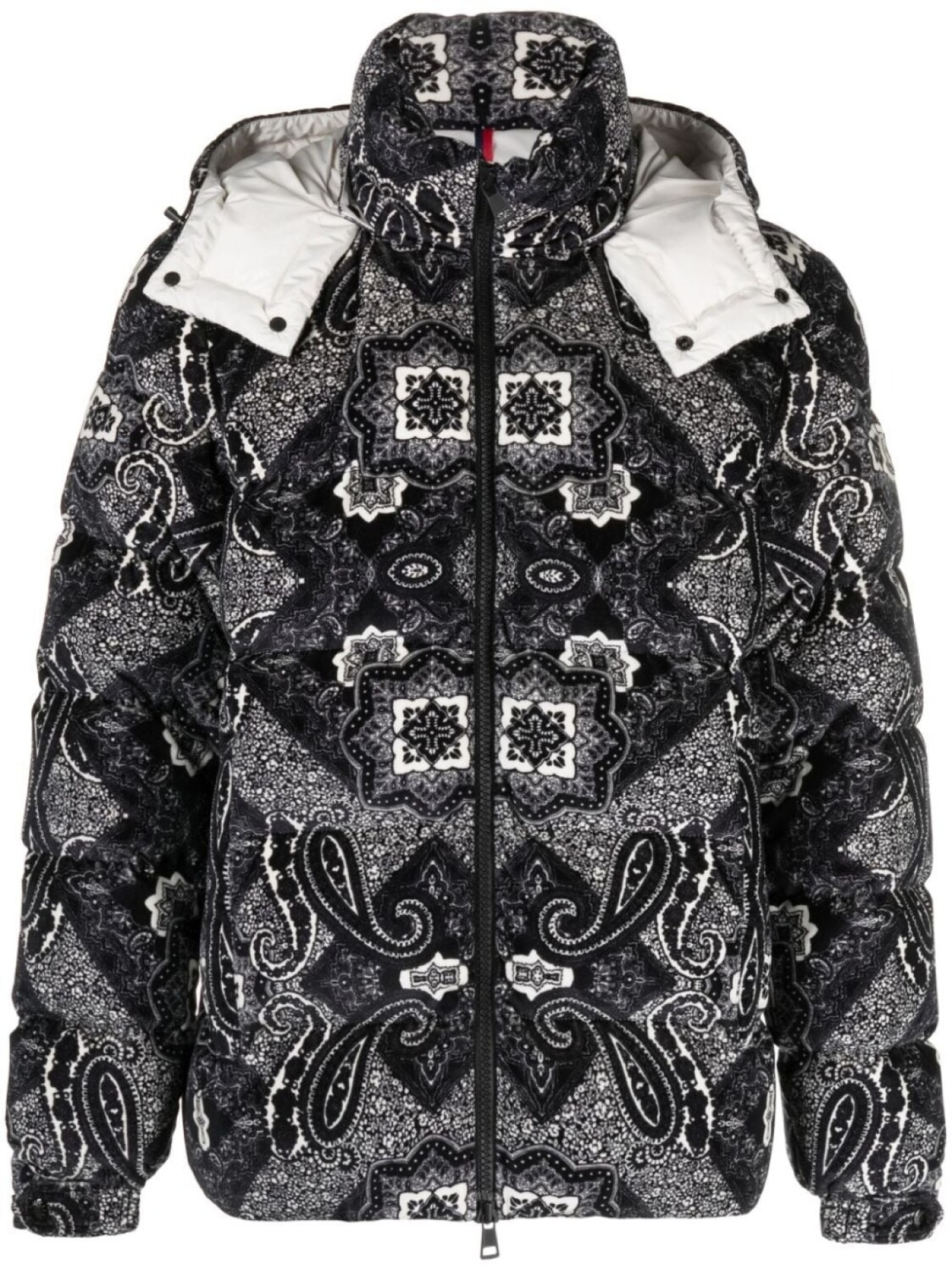 

Moncler куртка с капюшоном и графичным принтом, черный
