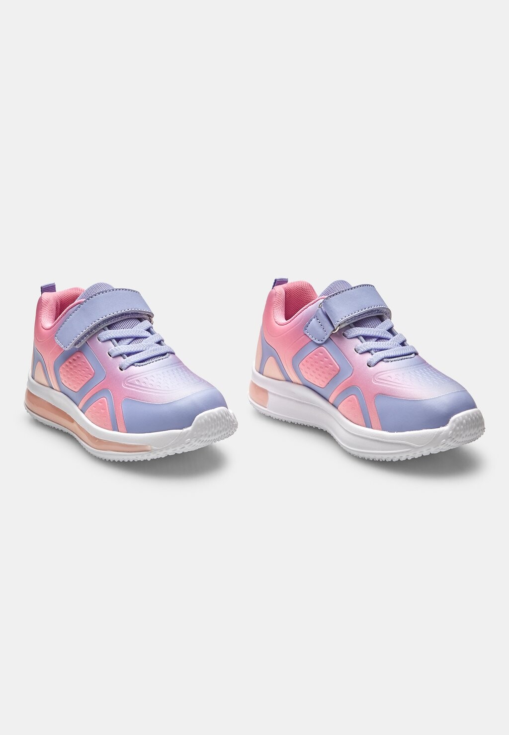 

Низкие кроссовки Bata, цвет Viola