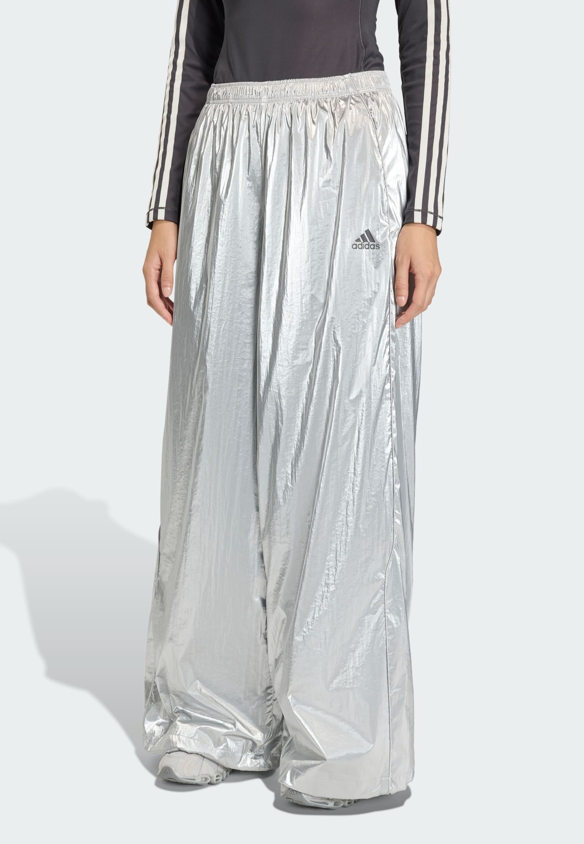 

Adidas Originals Широкие брюки 'F50' в цвете Silver