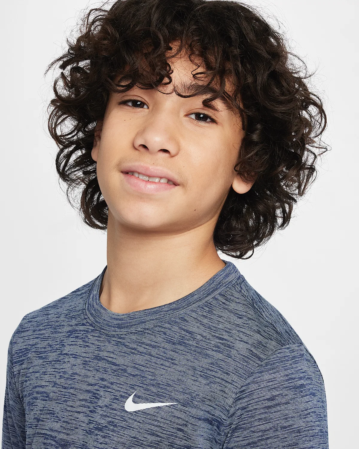 Детская футболка Nike Legend Dri-FIT для тренировок, Midnight Navy/Pure/Heather — фото 3