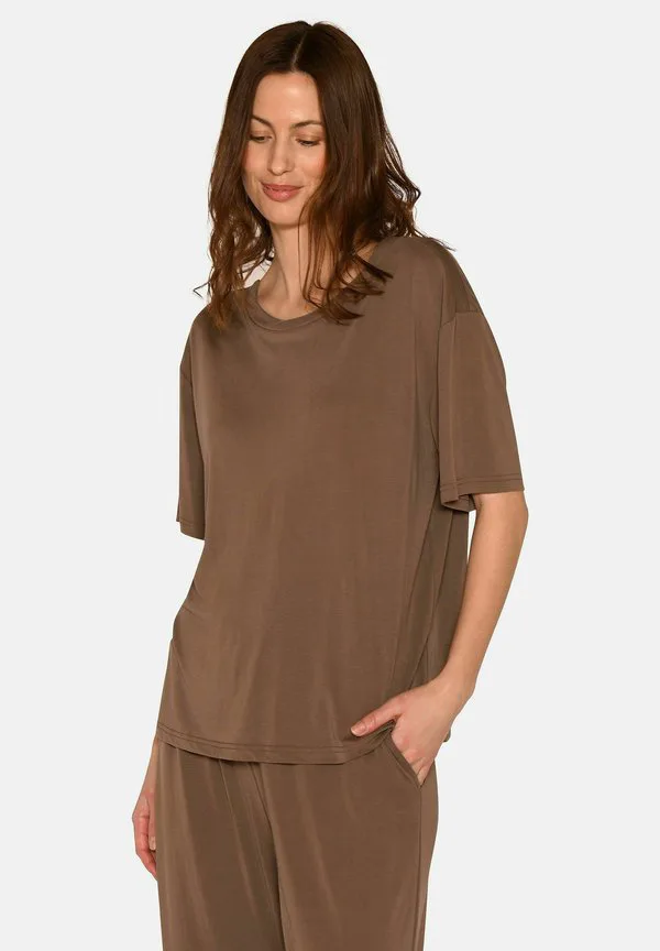 

Базовая футболка anna с вырезом-лодочкой и короткими рукавами Ccdk, Chocolate Chip, Коричневый, Базовая футболка anna с вырезом-лодочкой и короткими рукавами Ccdk, Chocolate Chip