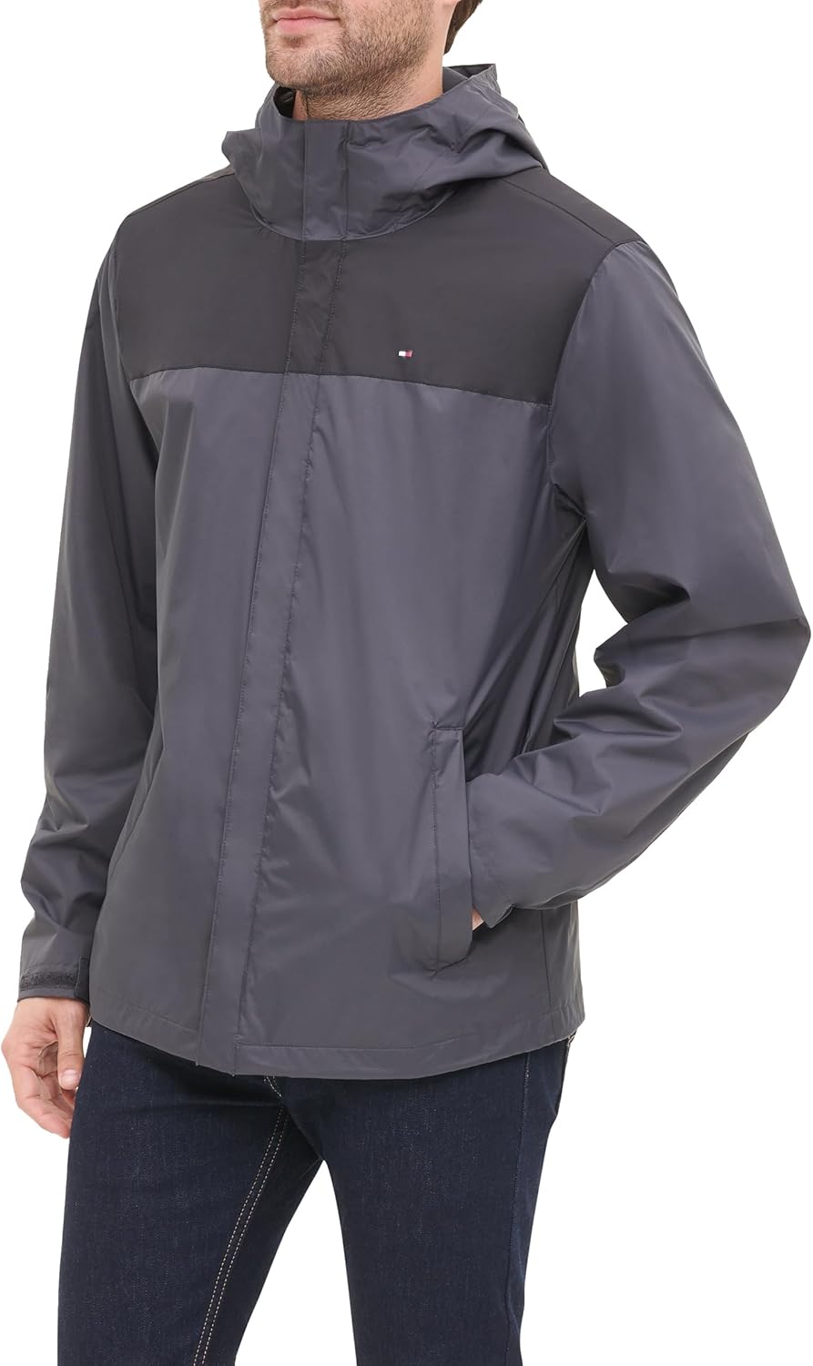 Мужская легкая дышащая водонепроницаемая куртка с капюшоном Tommy Hilfiger, Charcoal/Black Colorblock — фото 2