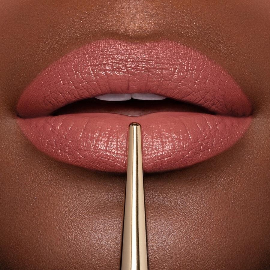 Помада для губ confession ultradünner farbintensiver lippenstift (nachfüllbar) Hourglass, when i was, вес 0.9 гр. — фото 2