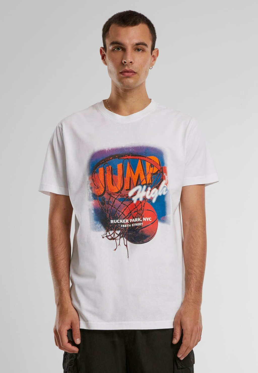 

Рубашка с принтом JUMP HIGH TEE Mister Tee, белый