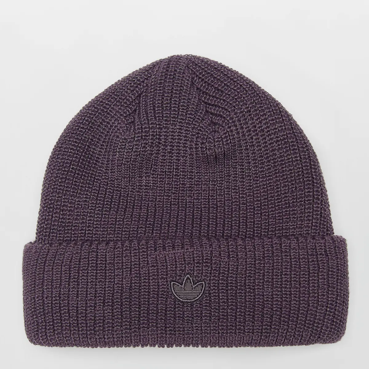 

Шапка adidas Originals Con Short Beanie, фиолетовый