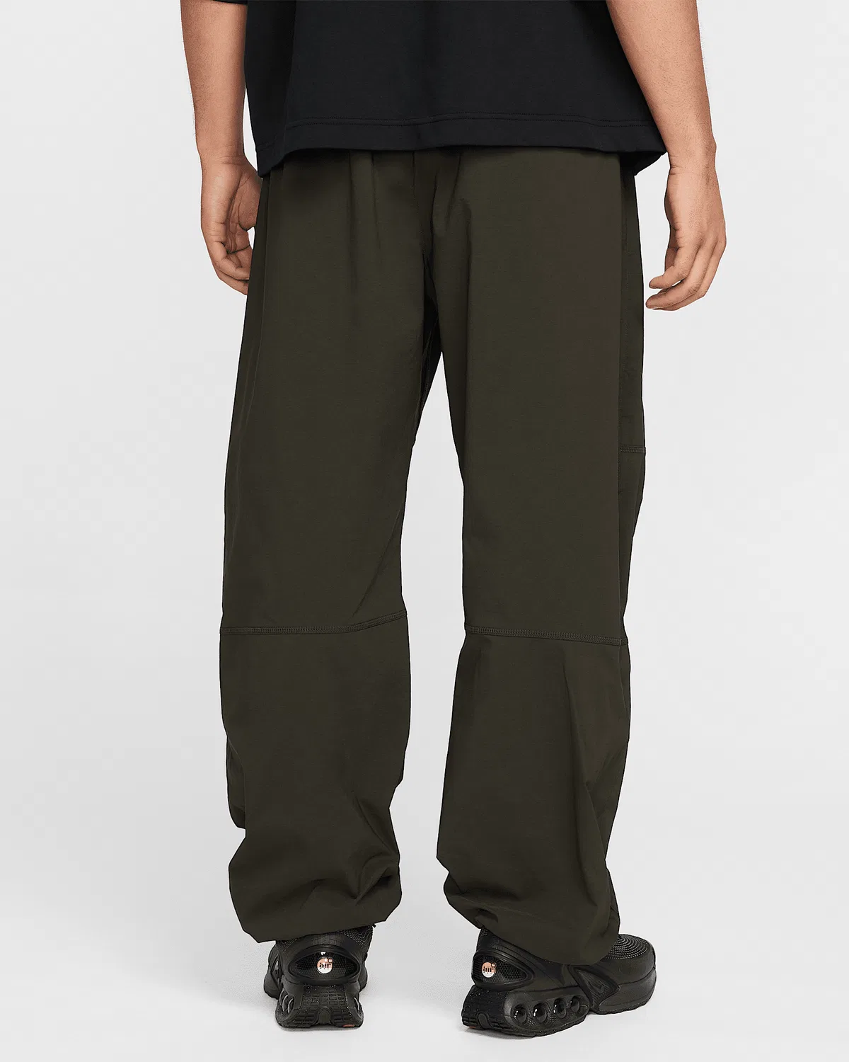 Мужские широкие штаны Nike Tech Woven Oversized, Sequoia/Sequoia/Black — фото 2
