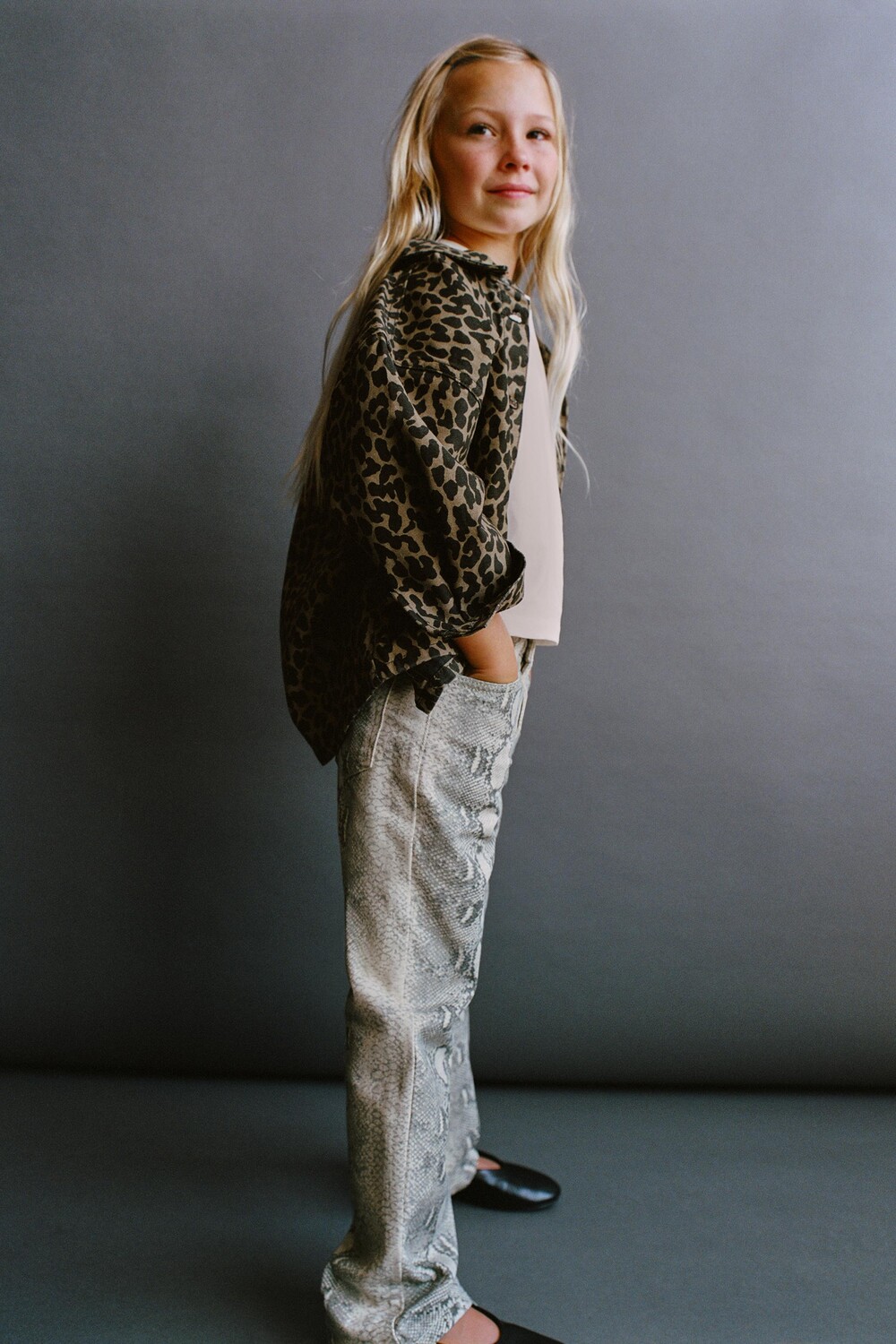 

Рубашка с животным принтом ZARA, цвет leopard