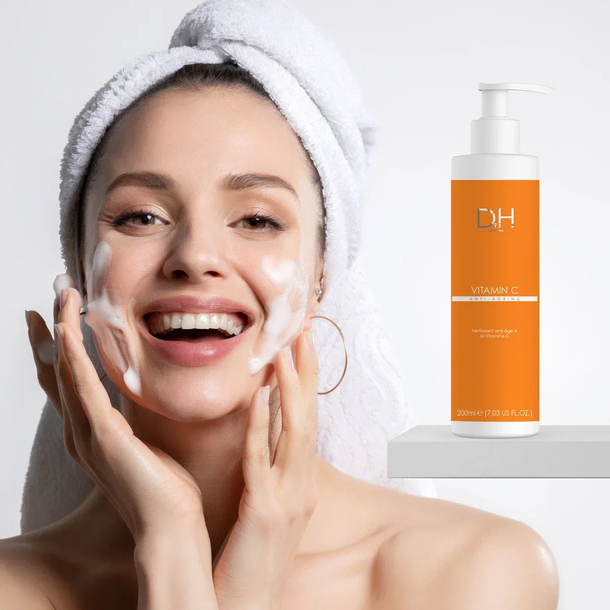 Молочко для умывания Skinchemists — Очищающая молочко Vitamin C, 200 мл — фото 4