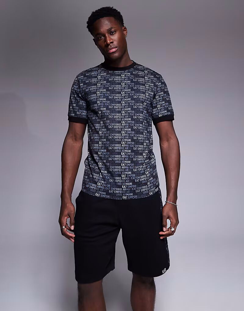 

Спортивные шорты Armani с логотипом на ленте черного цвета Ea7