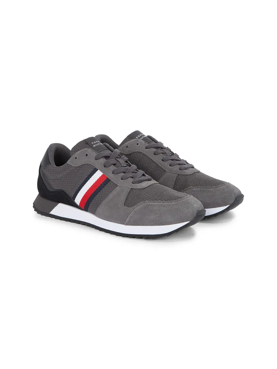 

Кроссовки Tommy Hilfiger "RUNNER EVO MIX BLOCK", черный