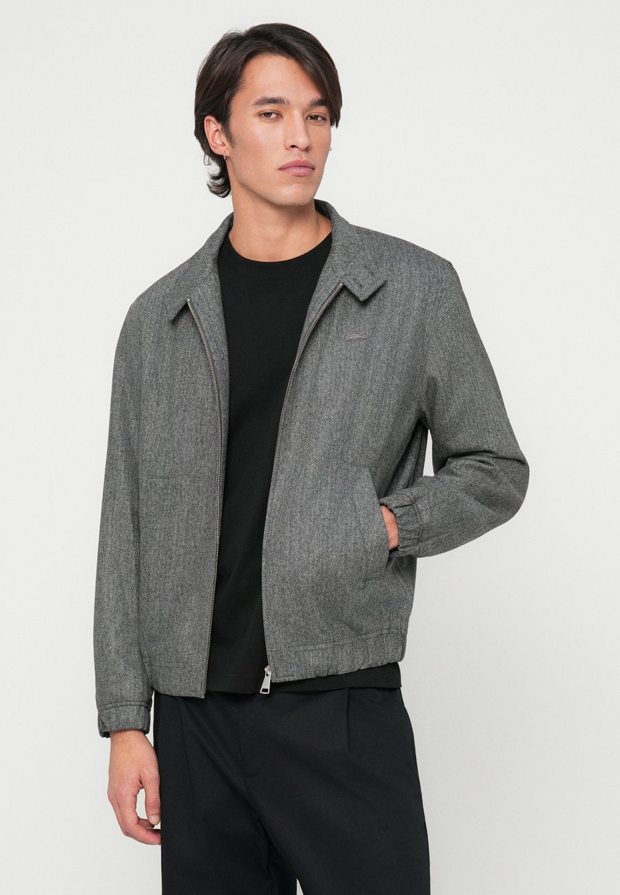 Куртка Lacoste Light jacket, Stone Chine/Grey — фото 4