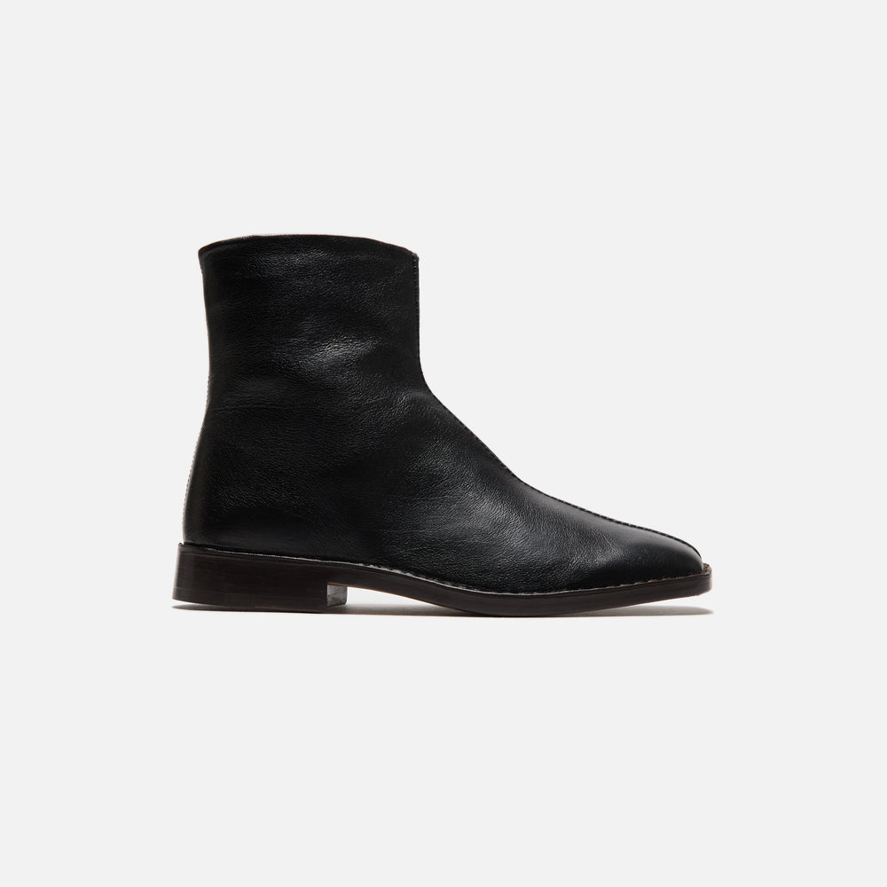 

Ботинки Lemaire Piped Zipped Boots, черный