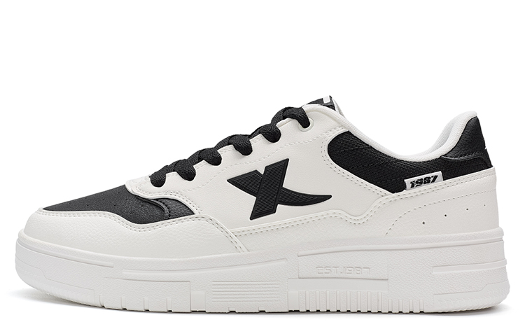 

Кроссовки XTEP Skateboarding Shoes Men Low-top White/black, белый/черный