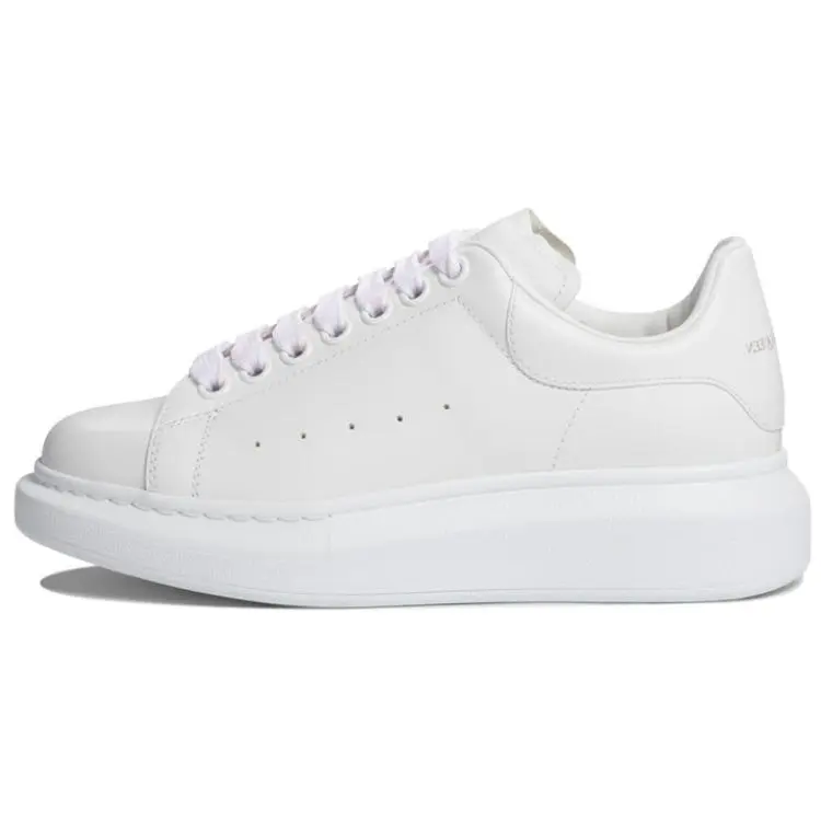 Женские кроссовки Larry Oversize со шнуровкой Alexander McQueen, Original Shoe Box Included
