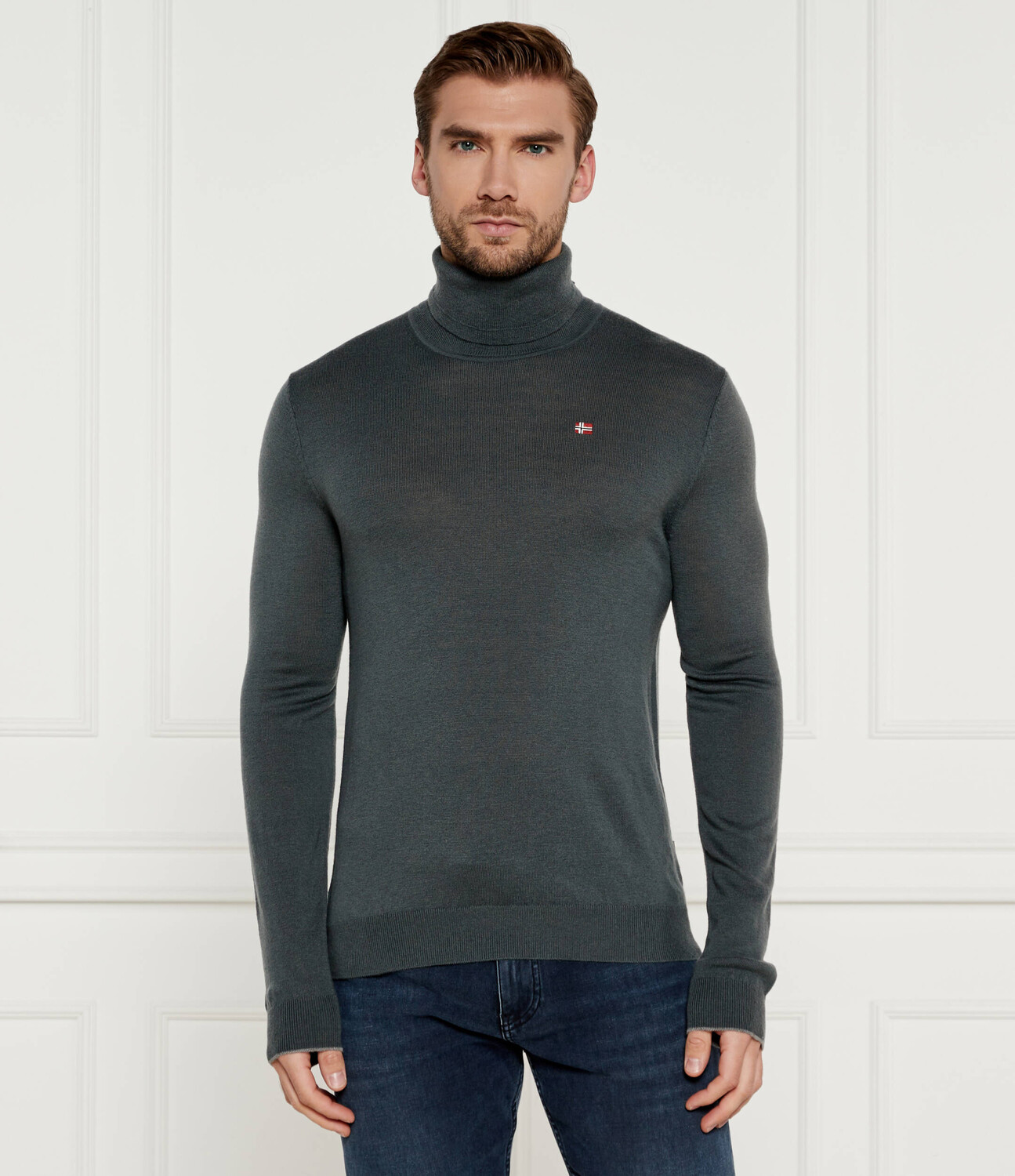 

Свитер из шерсти Napapijri DAMAVAND Regular Fit, цвет mare