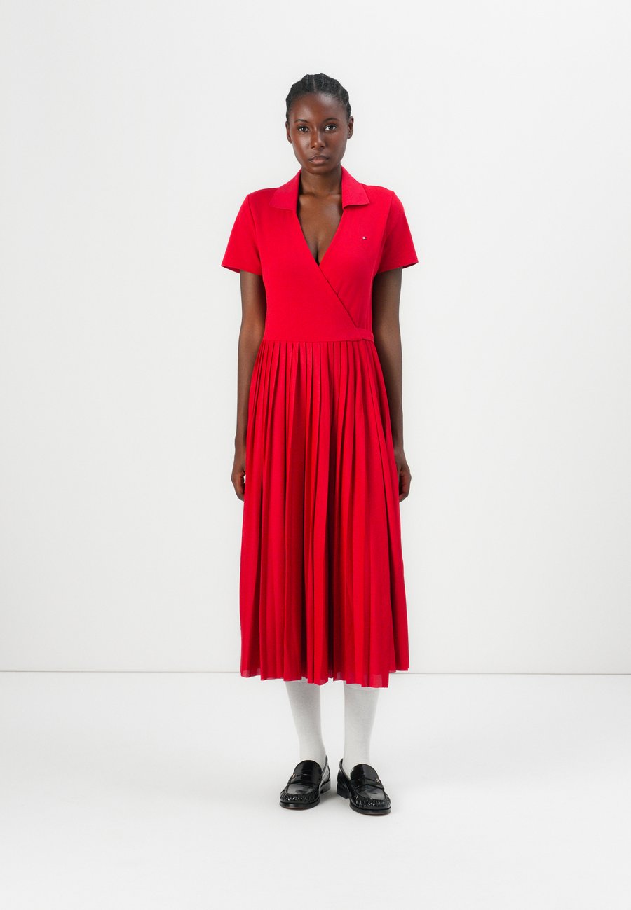 

Платье Tommy Hilfiger PLEATED WRAP DRESS, Medium Red/Red