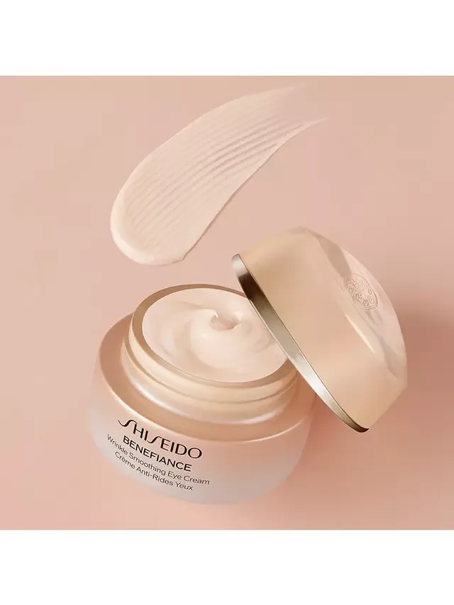 Крем для век Shiseido — Для разглаживания морщин вокруг глаз Benefiance, 15 мл — фото 2