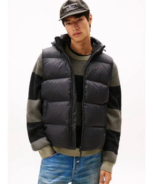 

Пуховик без рукавов Regular fit Tommy Jeans, черный