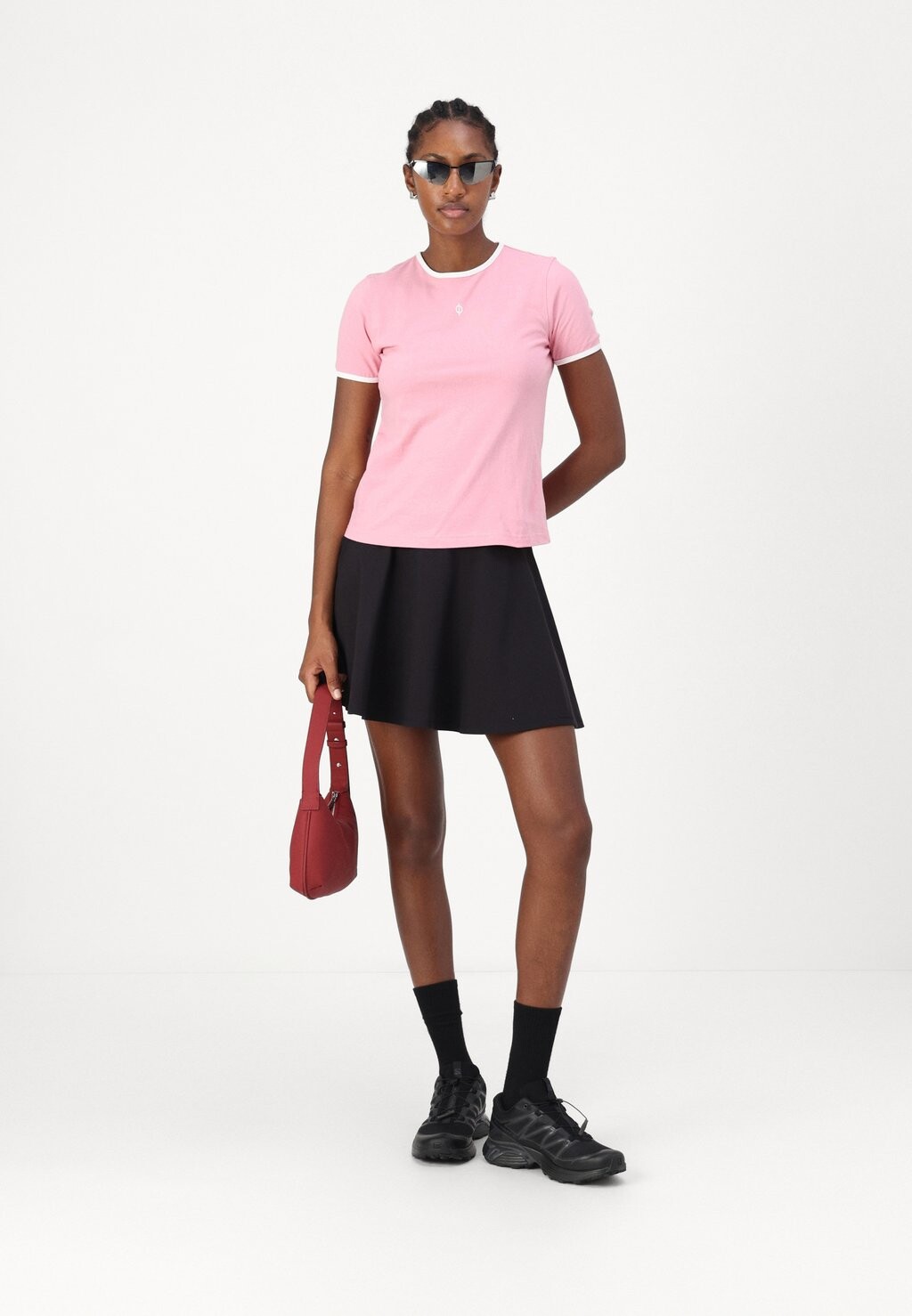 

Мини-юбка LOGO WAISTBAND SKIRT Tommy Jeans, черный