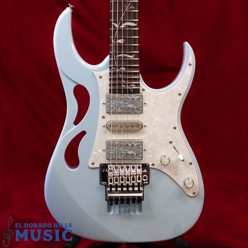 

Электрогитара Ibanez PIA3761C Blue Powder