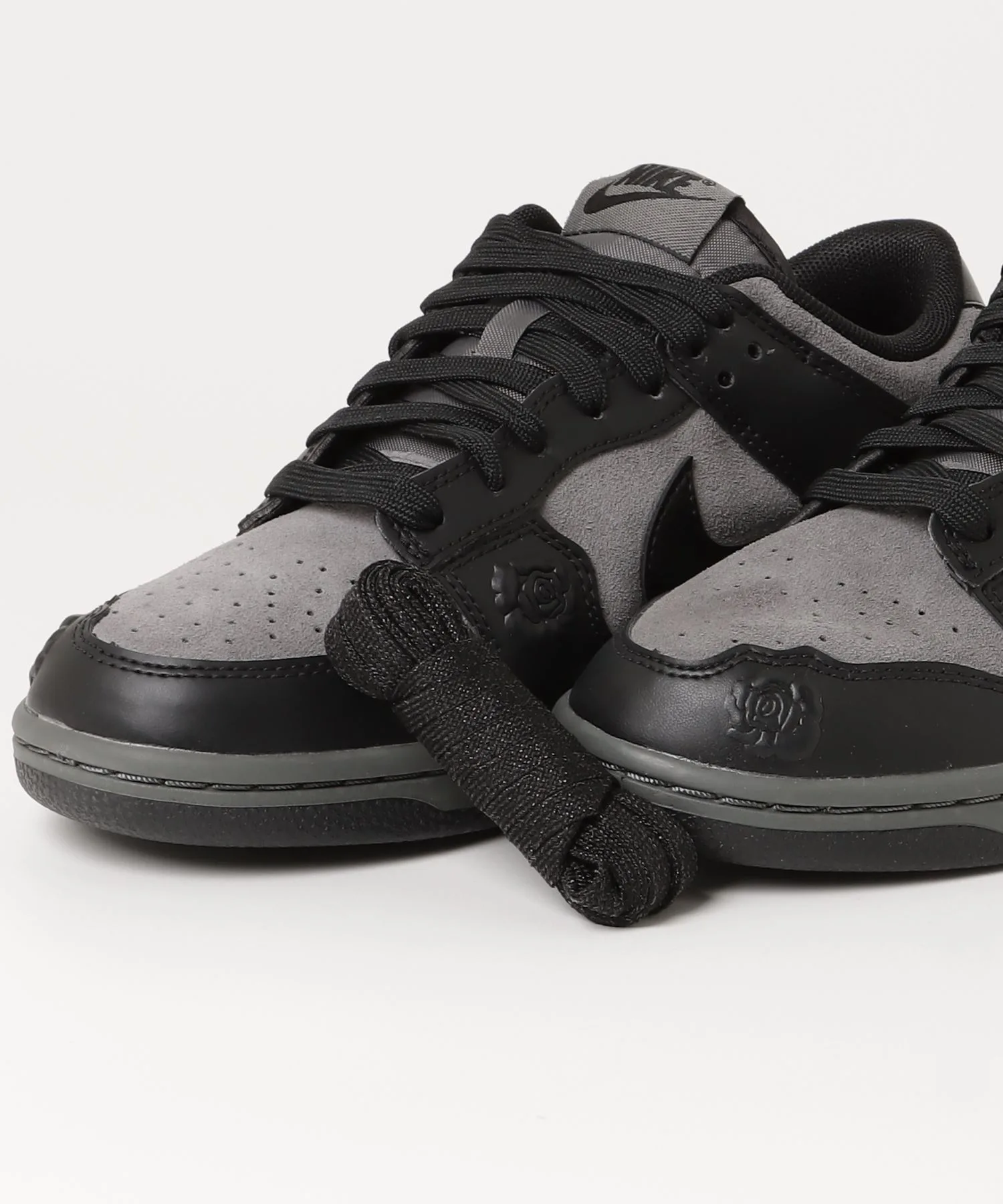 Женские кроссовки NIKE DUNK LOW чёрные — фото 4
