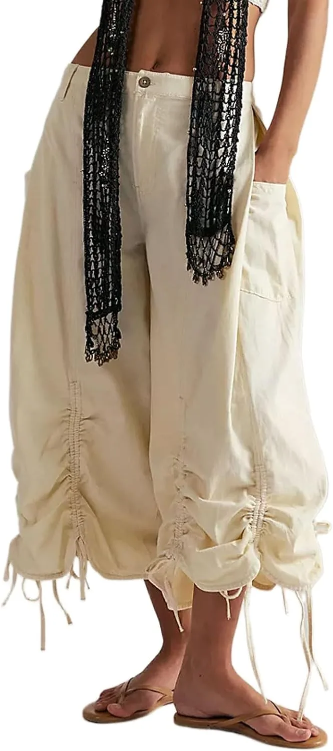 

CHARTOU Женские джинсы кроп с рюшами и карго