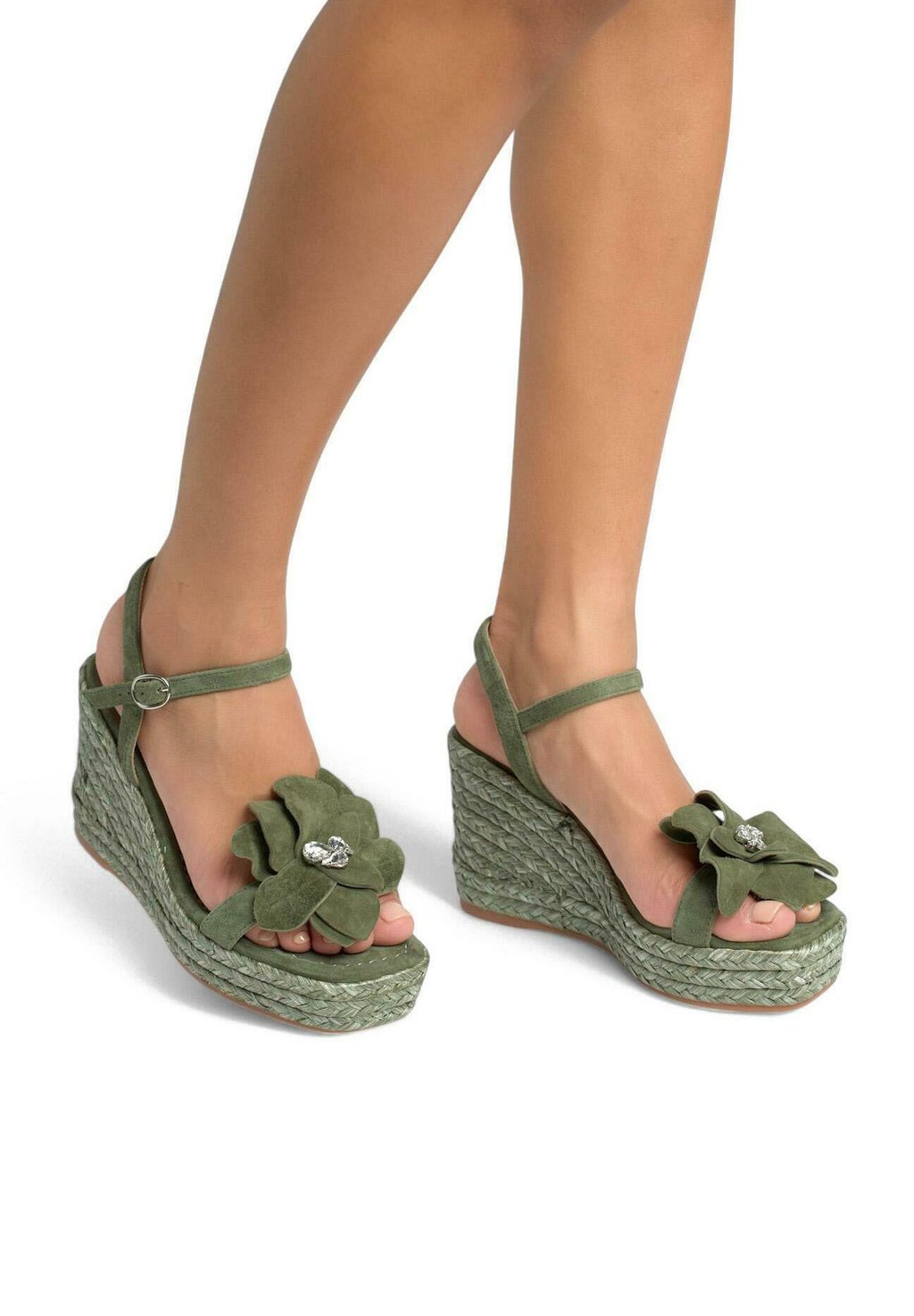 Босоножки на танкетке DE CON CIERRE HEBILLA - High heeled sandals Alma en Pena, цвет Verde Oscuro Jaspeado