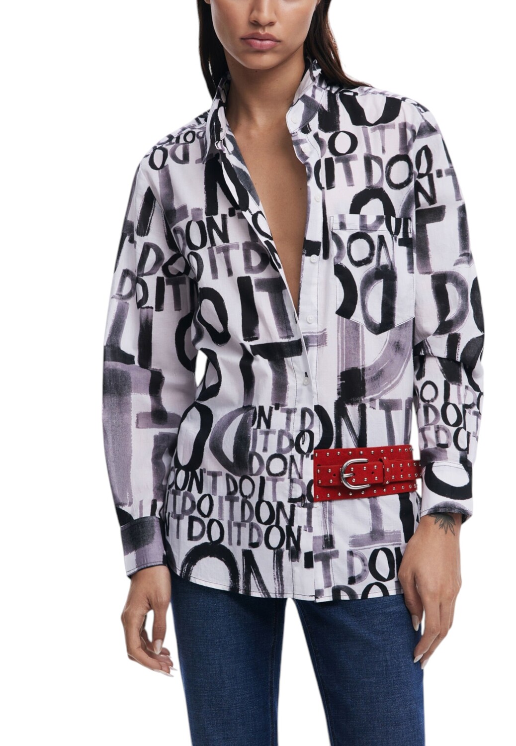 

Рубашка Desigual с принтом и поясом, черный/белый