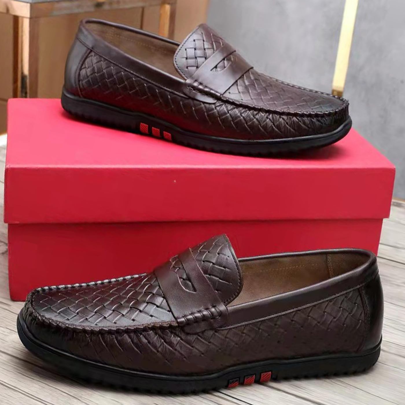Мужские повседневные кожаные слипоны Santimon Mens, лоферы с отделкой пенни, удобные дышащие мокасины для прогулок, летние ботинки и прогулок на лодке, Coffee — фото 3