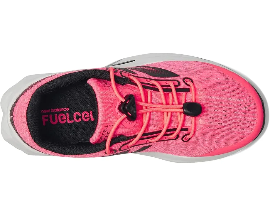 Кроссовки New Balance Kids Fuelcell Propel v5 Bungee (Little Kid), Ultra Pink/Black — фото 2