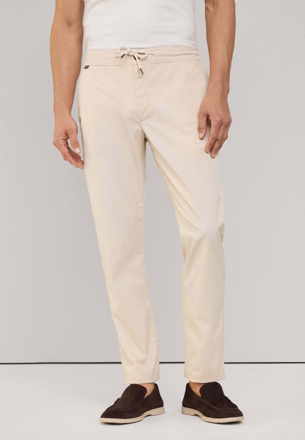 

Чиносы ENGELWAIST Façonnable, молочный