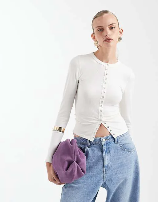 

Кремовый бесшовный топ с длинными рукавами в рубчик ASOS DESIGN