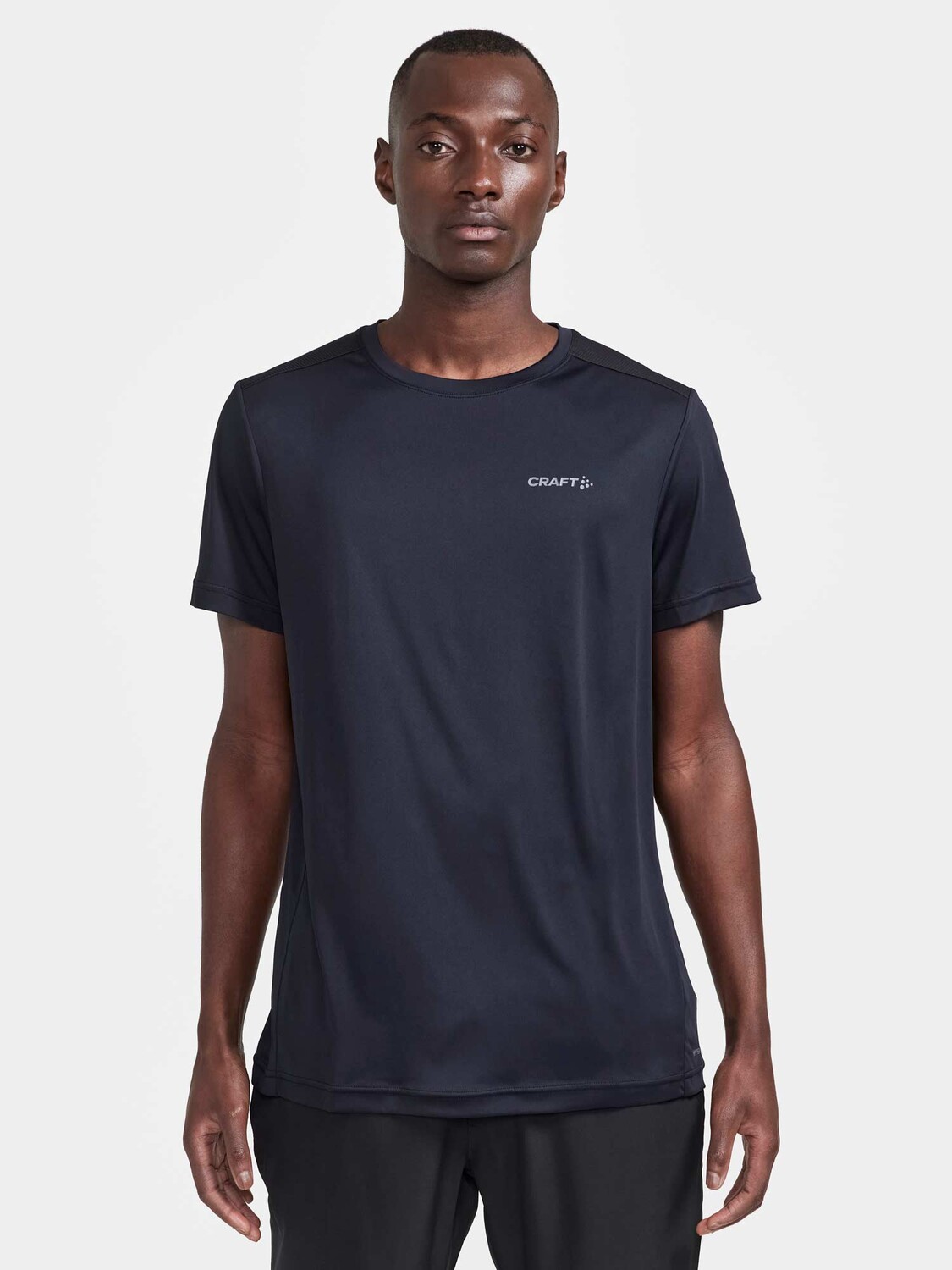 

Футболка Craft CORE ESSENCE SS TEE, черный