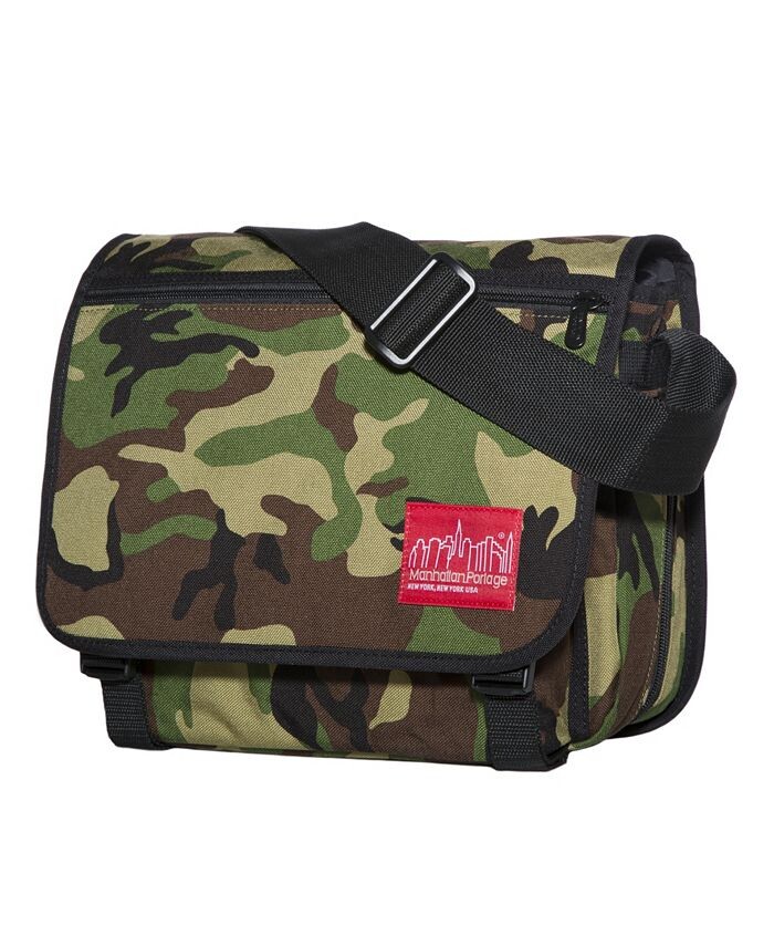 

Маленькая Европа с молнией сзади и отделениями. Manhattan Portage, цвет Green Camo