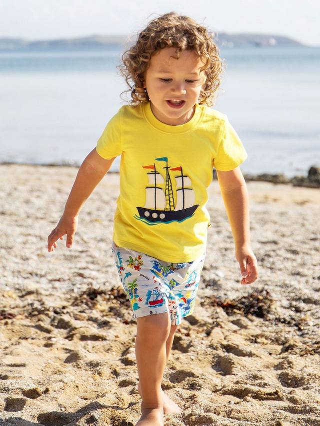 Футболка Baby Avery с аппликацией из органического хлопка Frugi, Welly Yellow/Tallship — фото 2