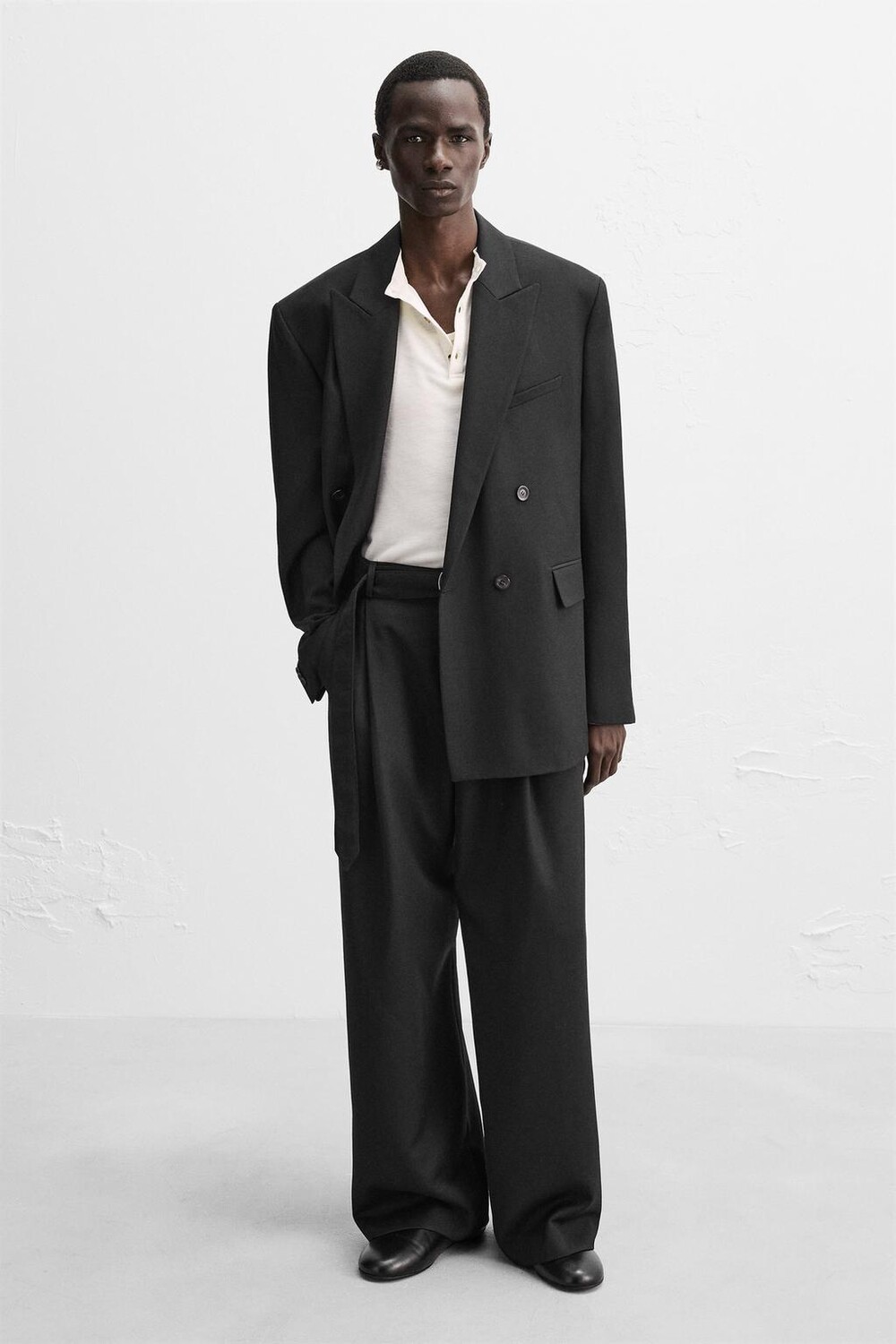 

Кожаные туфли на плоской подошве x nanushka ZARA, черный