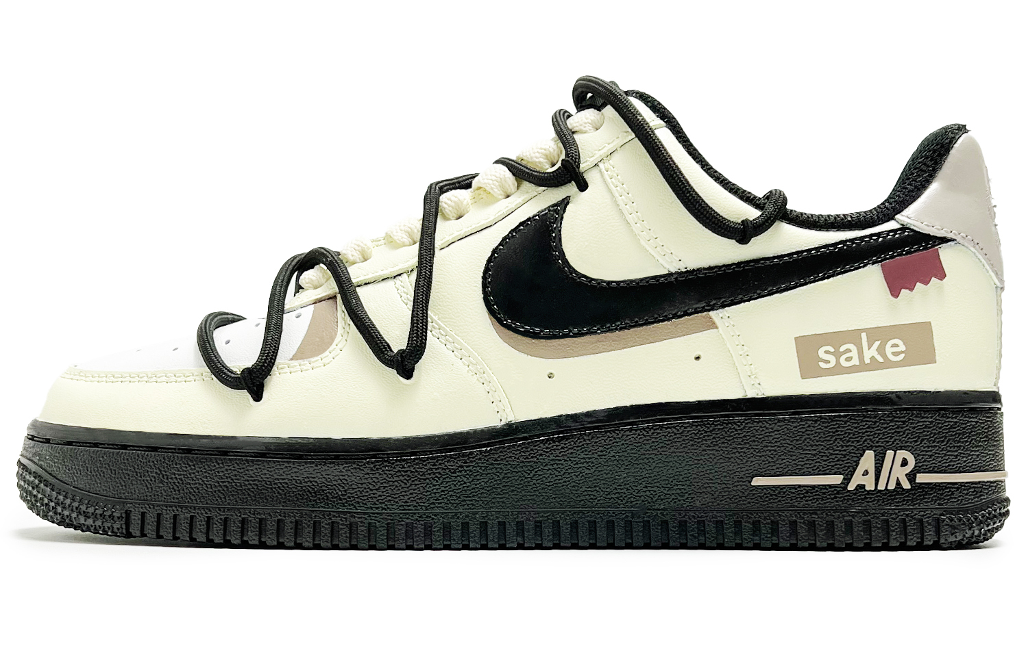 

Кроссовки Nike Air Force 1 Outdoor Style Coverage противоскользящие и износостойкие низкие унисекс бежево-бело-черные экрю-черные, цвет Ecru Black