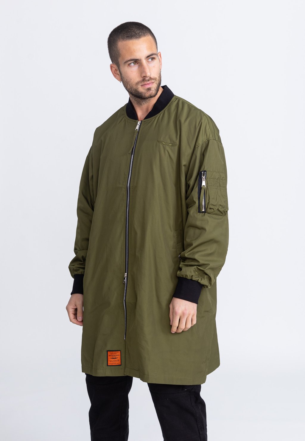 

Короткое пальто Bomber Jacket Bombers, хаки