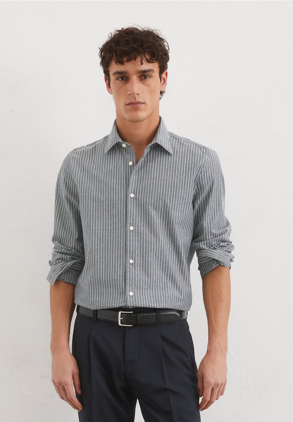 

Рубашка NEW KENT COLLAR LONG SLEEVE ROUND HEM - Formal shirt Marc O'Polo, темно-синий