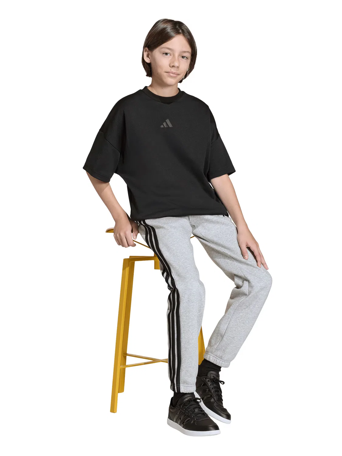 Спортивная футболка Adidas Sportswear Performance Shirt FI черного цвета — фото 4