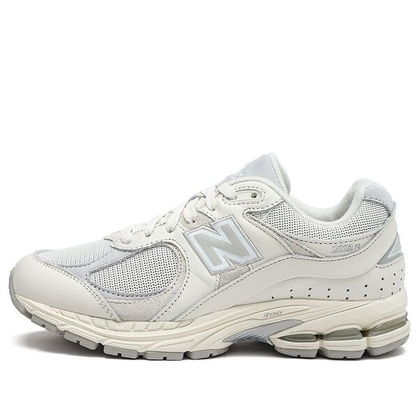 

Кроссовки 2002р New Balance, бежевый