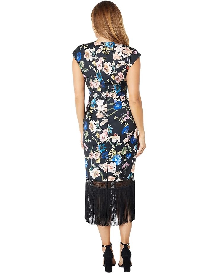 

Платье Badgley Mischka CDC Floral Fringe Dress, черный мульти