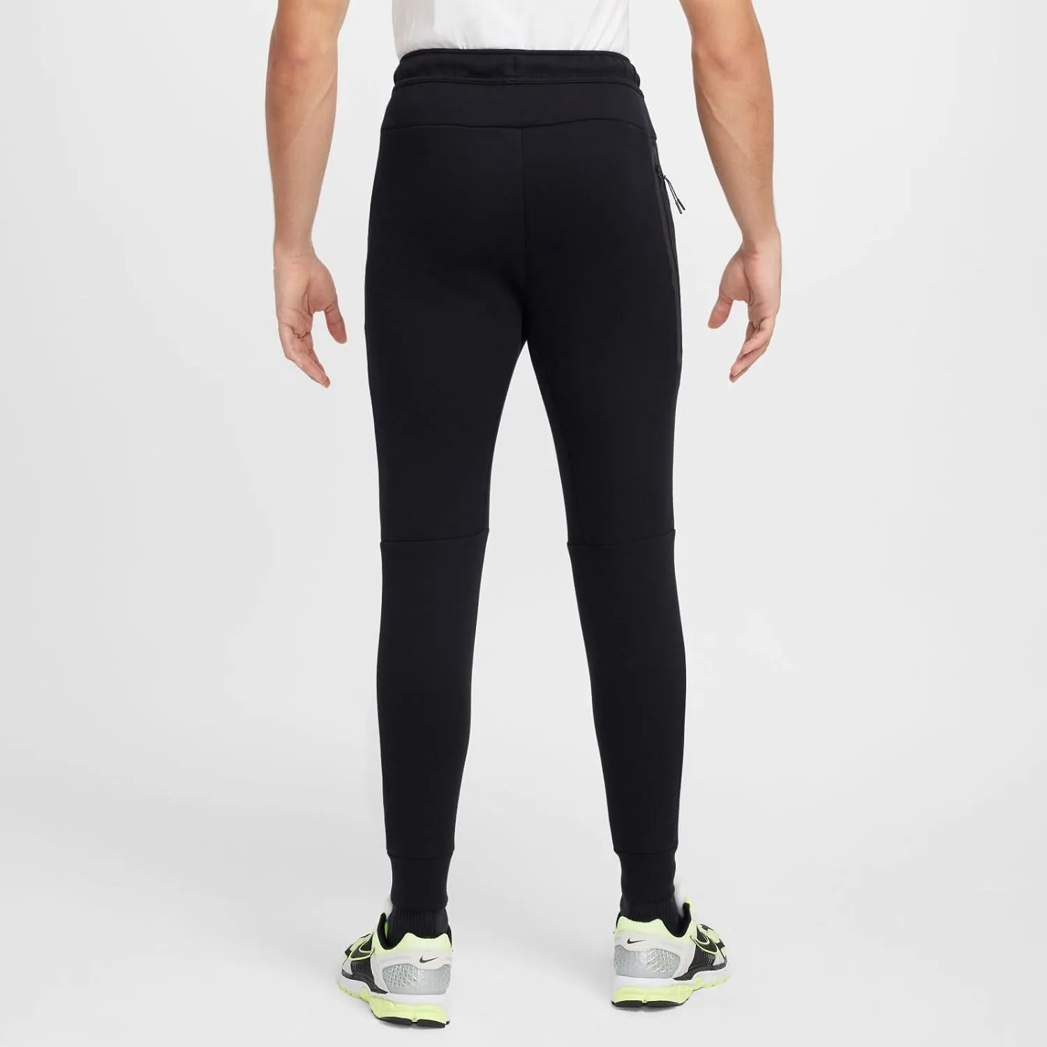 Nike - Спортивные брюки из флиса Fleece Tech для мужчин, мужские брюки, черный — фото 3