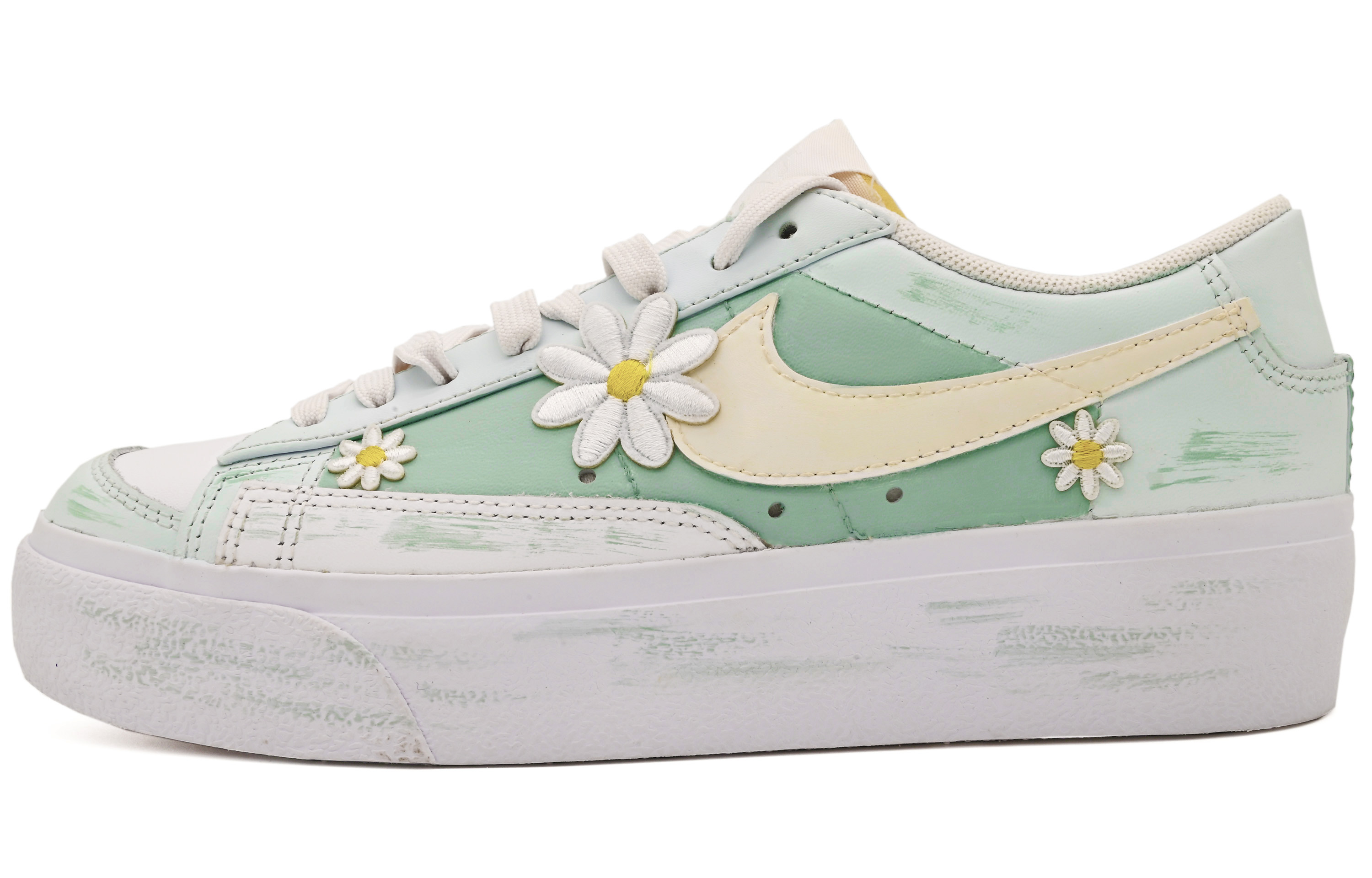 

Кроссовки Blazer Skateboard Shoes Women's Low-top White/Cyan/green Nike