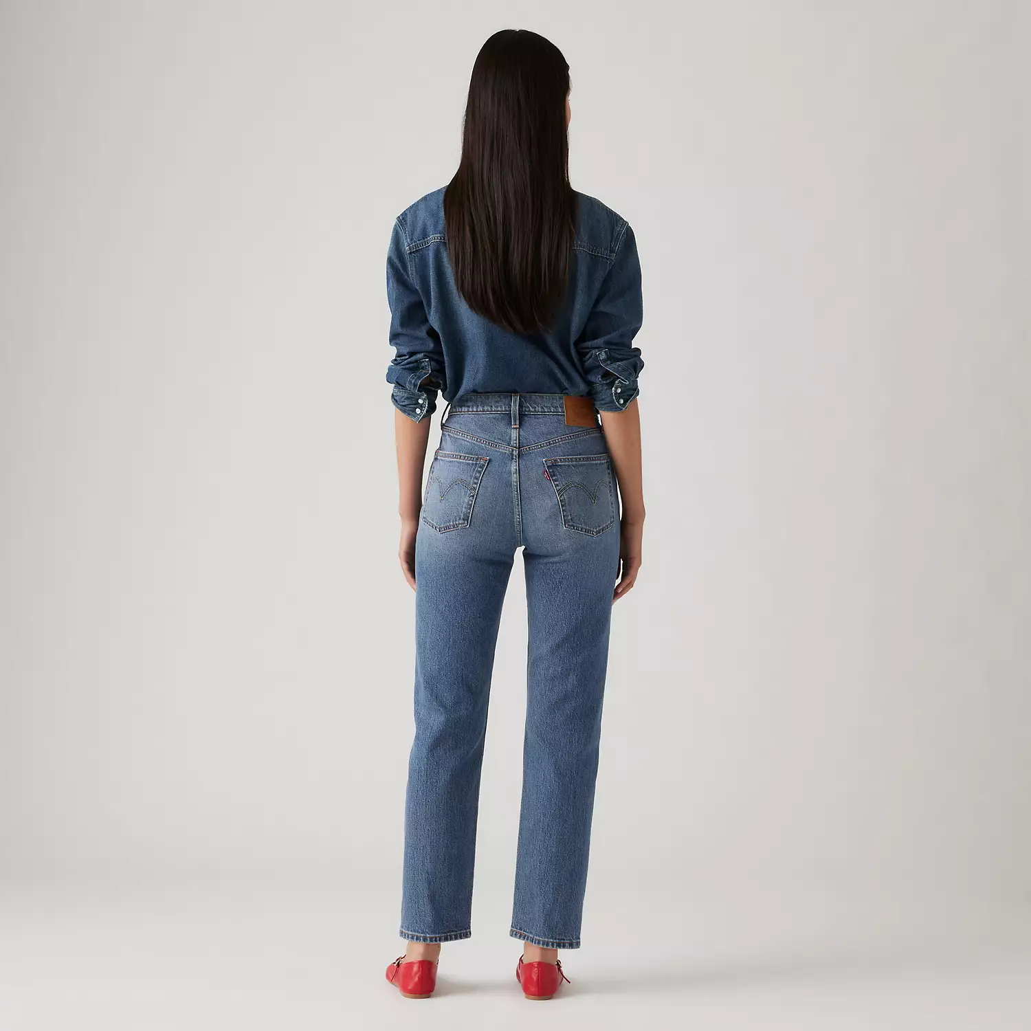 501 Оригинальные укороченные женские джинсы Levi's, цвет Scanned Answers - Medium Wash — фото 3