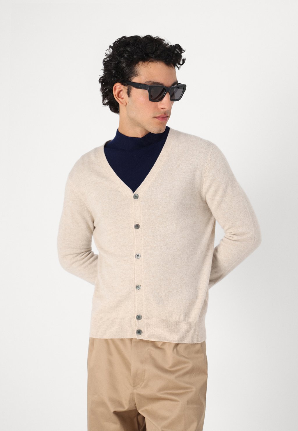 

Кардиган MEN V NECK CARDIGAN pure cashmere, бежевый