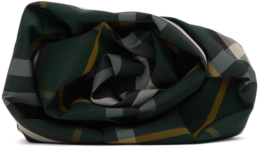 

Клатч с зеленой розой Burberry