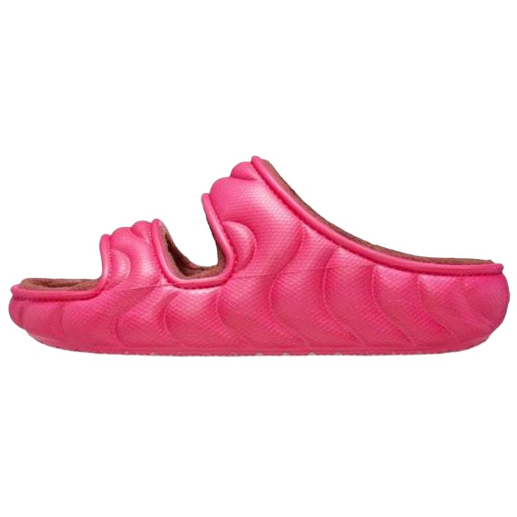 Сандалии Classic Cozzzy Overpuff Sandal Dragon Fruit Crocs, Fuchsia